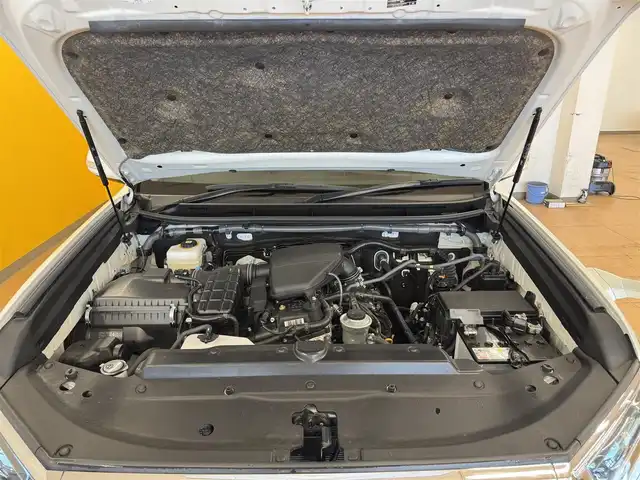 トヨタ ランドクルーザー プラド TX Lパッケージ 群馬県 2022(令4)年 0.9万km ホワイトパールクリスタルシャイン セーフティセンス/サンルーフ/純正9インチSDナビ/　　CD/DVD/BT/フルセグ/MSV/バックカメラ/レーダークルーズコントロール/LEDオートライト/オートハイビーム/レザーシート/前席シートヒーター/前席シートベンチレーション/前席パワーシート/純正19インチAW/コーナーセンサー/ステアリングスイッチ/横滑り防止装置/サイド・カーテンエアバッグ/スマートキー/ビルトインETC