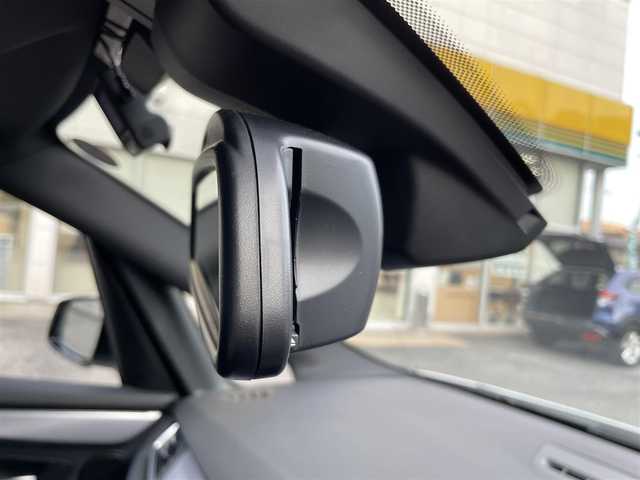 ＢＭＷ ２１８ｉ アクティブツアラー Mスポーツ 東京都 2018(平30)年 1.1万km ミネラルホワイト ワンオーナー/インテリジェントセーフティ/純正HDDナビ/　DVD/CD/Bluetooth/バックカメラ/クルーズコントロール/純正ドライブレコーダー/LEDヘッドライト/フォグランプ/オートライト/純正17インチアルミホイール/ビルトインETC/プッシュスタート/スマートキー×2/アイドリングストップ/電動格納ミラー/ウインカーミラー/フロアマット/ドアバイザー/保証書/取扱説明書