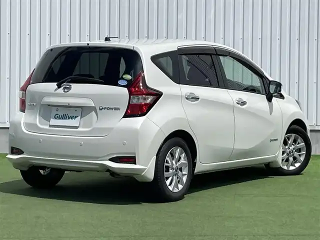 日産 ノート e－パワー X 香川県 2019(令1)年 4.9万km ブリリアントホワイトパール 登録時走行距離 48891km/純正ナビ/→AM/FM/フルセグTV/Bluetooth/アラウンドビューモニター/ドライブレコーダー/デジタルインナーミラー/ETC/オートライト/純正１５インチAW/エマージェンシーブレーキアシスト/コーナーセンサー/レーンキープアシスト/プッシュスタート/スマートキー