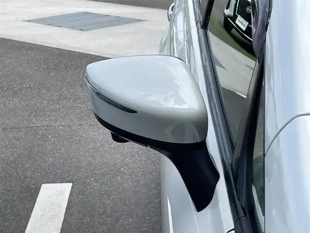 日産 ノート e－パワー X 香川県 2019(令1)年 4.9万km ブリリアントホワイトパール 登録時走行距離 48891km/純正ナビ/→AM/FM/フルセグTV/Bluetooth/アラウンドビューモニター/ドライブレコーダー/デジタルインナーミラー/ETC/オートライト/純正１５インチAW/エマージェンシーブレーキアシスト/コーナーセンサー/レーンキープアシスト/プッシュスタート/スマートキー
