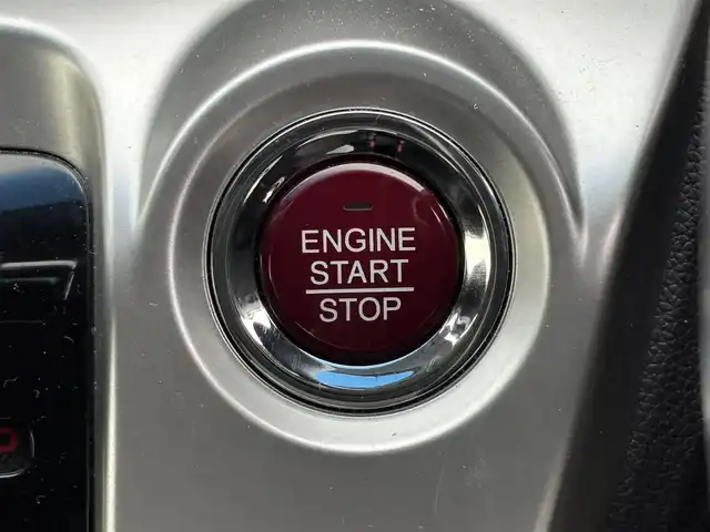 ホンダ Ｎ ＷＧＮ カスタム G Lパッケージ 大分県 2015(平27)年 9.2万km プレミアムホワイトパールⅡ ・社外ナビ(CD.DVD.BT.SD)/・フルセグテレビ/・バックカメラ/・ステアリングリモコン/・クルーズコントロール/・スマートキー/・プッシュスタート/・フロアマット