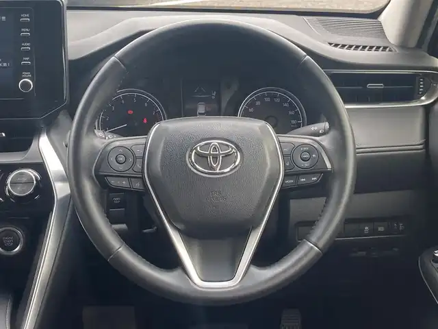 トヨタ ハリアー S 島根県 2022(令4)年 3.8万km ブラック ワンオーナー/純正8型ディスプレイオーディオ/　(AM/FM/AppleCarPlay、AndroidAuto対応)/バックカメラ/ビルトインETC/レーダークルーズコントロール/クリアランスソナー/セーフティセンス/・プリクラッシュセーフティ/・レーントレーシングアシスト/・オートマチックハイビーム/・ロードサインアシスト/パーキングサポートブレーキ/パラボラ式LEDヘッドランプ/オートライト/オートエアコン/本革巻きステアリング/ステアリングスイッチ/純正17インチアルミホイール/スマートエントリー/スタートシステム/禁煙車