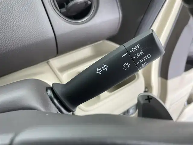 ホンダ Ｎ ＢＯＸ G EX ターボ ホンダセンシング 富山県 2018(平30)年 2.2万km プレミアムアイボリーP 純正8型ナビ（AM/FM/DVD/BT/USB/フルセグ）/バックカメラ/ドライブレコーダー/ETC/両側パワースライドドア/衝突被害軽減システム/レーダークルーズコントロール/レーンキープアシスト/コーナーセンサー/横滑り防止装置/オートLEDライト/純正フロアマット/革巻きステアリング/ステアリングスイッチ/スマートキー/スペアキー