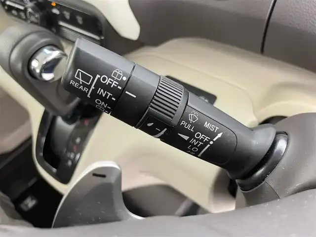 ホンダ Ｎ ＢＯＸ G EX ターボ ホンダセンシング 富山県 2018(平30)年 2.2万km プレミアムアイボリーP 純正8型ナビ（AM/FM/DVD/BT/USB/フルセグ）/バックカメラ/ドライブレコーダー/ETC/両側パワースライドドア/衝突被害軽減システム/レーダークルーズコントロール/レーンキープアシスト/コーナーセンサー/横滑り防止装置/オートLEDライト/純正フロアマット/革巻きステアリング/ステアリングスイッチ/スマートキー/スペアキー