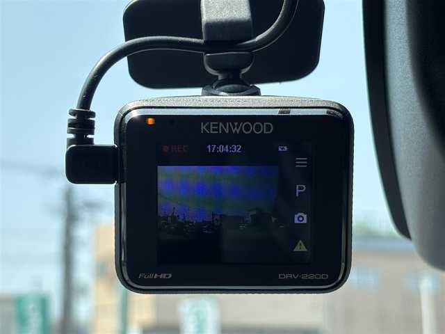 ダイハツ ミラ イース L SAⅢ 福岡県 2018(平30)年 4万km マゼンタベリーマイカM レーンキープアシスト/横滑り防止装置/盗難防止装置/衝突被害軽減システム/ＫＥＮＷＯＯＤドラレコ/前後コーナーセンサー/パーキングアシスト/アイドリングストップ/ＡＭＦＭ/ＡＵＸ/オートマチックハイビーム/純正フロアマット/ワンオーナー