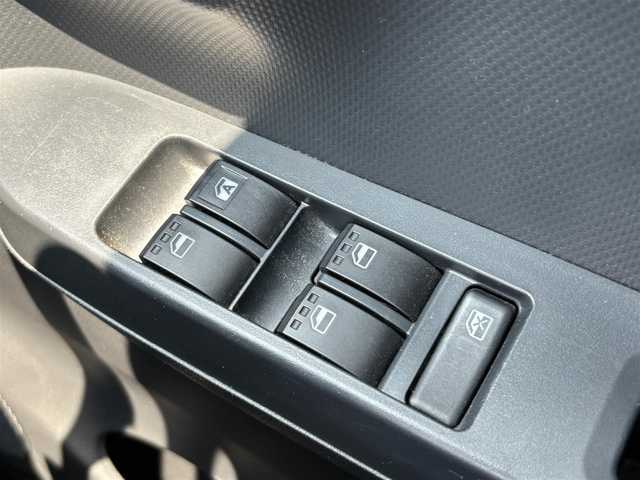 ダイハツ ミラ イース L SAⅢ 福岡県 2018(平30)年 4万km マゼンタベリーマイカM レーンキープアシスト/横滑り防止装置/盗難防止装置/衝突被害軽減システム/ＫＥＮＷＯＯＤドラレコ/前後コーナーセンサー/パーキングアシスト/アイドリングストップ/ＡＭＦＭ/ＡＵＸ/オートマチックハイビーム/純正フロアマット/ワンオーナー