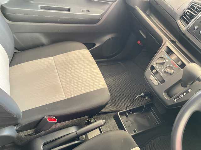 ダイハツ ミラ イース L SAⅢ 埼玉県 2018(平30)年 4万km マゼンタベリーマイカM スマートアシスト/純正CDオーディオ/　　AM/FM/CD/AUX/コーナーセンサー/オートマチックハイビーム/キーレスキー/禁煙車