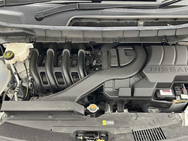 日産 セレナ ハイウェイスター V 宮城県 2023(令5)年 4.3万km プリズムホワイト 禁煙車/アラウンドビューモニター/プロパイロット/エマージェンシーブレーキ/車線逸脱警報/車線逸脱防止支援システム/ＢＳＷ（後側方車両検知警報）/アダプティブヘッドライト/純正12型DAナビ/・USB.BT.AppleCarplay/フルセグTV/両側パワースライドドア/デジタルインナーミラー（前後ドラレコ付）/電動パーキングブレーキ/LEDヘッドライト/フォグランプ/ビルトインETC2.0/ワイヤレス充電/ステアリングスイッチ/アイドリングストップ/プッシュスタート/スマートキー/純正16inAW/フロアマット