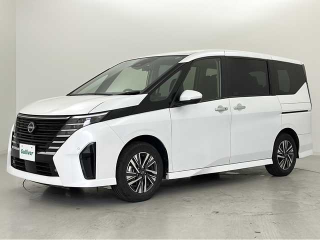 日産 セレナ ハイウェイスター V 宮城県 2023(令5)年 4.3万km プリズムホワイト 禁煙車/アラウンドビューモニター/プロパイロット/エマージェンシーブレーキ/車線逸脱警報/車線逸脱防止支援システム/ＢＳＷ（後側方車両検知警報）/アダプティブヘッドライト/純正12型DAナビ/・USB.BT.AppleCarplay/フルセグTV/両側パワースライドドア/デジタルインナーミラー（前後ドラレコ付）/電動パーキングブレーキ/LEDヘッドライト/フォグランプ/ビルトインETC2.0/ワイヤレス充電/ステアリングスイッチ/アイドリングストップ/プッシュスタート/スマートキー/純正16inAW/フロアマット