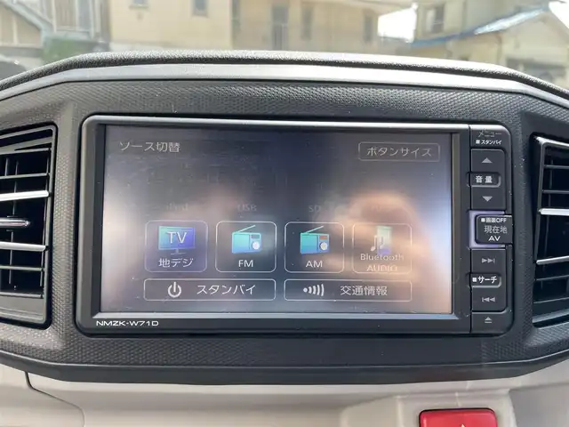 ダイハツ ミラ イース X リミテッド SAⅢ 滋賀県 2020(令2)年 3.2万km スカイブルーメタリック 純正SDナビ(NMZK-W71D)/　(フルセグTV/Bluetooth/DVD)/バックカメラ/ドライブレコーダー/スマートアシストIII/・衝突回避支援ブレーキ機能/・誤発進抑制制御機能/・車線逸脱機能/・先行車発進お知らせ機能/・オートハイビーム/横滑り防止機能/純正LEDヘッドライト/純正フロアマット/保証書/取扱説明書