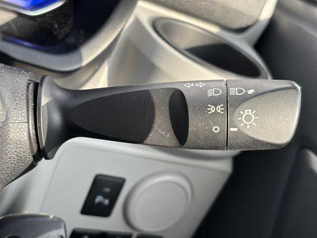 ダイハツ ミラ イース X リミテッド SAⅢ 滋賀県 2020(令2)年 3.2万km スカイブルーメタリック 純正SDナビ(NMZK-W71D)/　(フルセグTV/Bluetooth/DVD)/バックカメラ/ドライブレコーダー/スマートアシストIII/・衝突回避支援ブレーキ機能/・誤発進抑制制御機能/・車線逸脱機能/・先行車発進お知らせ機能/・オートハイビーム/横滑り防止機能/純正LEDヘッドライト/純正フロアマット/保証書/取扱説明書