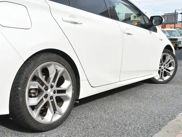 トヨタ プリウス ＰＨＶ S ナビパッケージ 神奈川県 2019(令1)年 4.9万km ホワイトパールクリスタルシャイン トヨタセーフティセンス/純正メモリナビ/フルセグテレビ/Bluetooth/全方位カメラ/レーダークルーズ/ブラインドスポットモニター/ETC2.0/LEDヘッドライト/プッシュスタート/スマートキー/シートカバー/取説/ナビ説/記録(R.2.3.4.5.)/スペアスマートキー