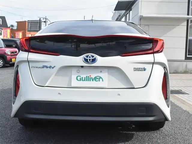 トヨタ プリウス ＰＨＶ S ナビパッケージ 神奈川県 2019(令1)年 4.9万km ホワイトパールクリスタルシャイン トヨタセーフティセンス/純正メモリナビ/フルセグテレビ/Bluetooth/全方位カメラ/レーダークルーズ/ブラインドスポットモニター/ETC2.0/LEDヘッドライト/プッシュスタート/スマートキー/シートカバー/取説/ナビ説/記録(R.2.3.4.5.)/スペアスマートキー