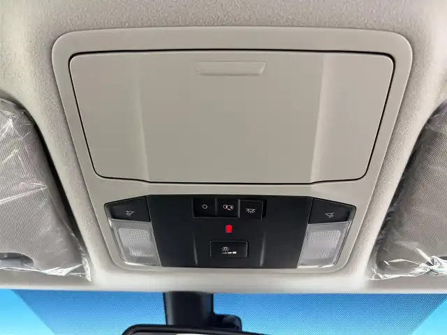 三菱 デリカＤ：５ シャモニー 愛知県 2025(令7)年 0.1千km 黒Ⅱ 登録済未使用車/両側パワースライドドア/ブラインドスポットモニター/衝突被害軽減ブレーキシステム/車線逸脱警報システム/レーダークルーズコントロール/純正18インチアルミホイール/LEDヘッドライト/ハーフレザーシート/スマートキー/プッシュスタート/電動格納ミラー