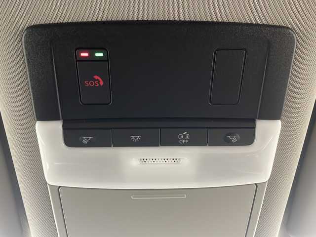 日産 エクストレイル X e－4ORCE 埼玉県 2022(令4)年 2.2万km ブリリアントホワイトパール メーカーナビ/フルセグテレビ/アラウンドビューモニター/デジタルインナーミラー/プロパイロット/前後シートヒーター/ルーフレール/メモリシート/純正前後ドライブレコーダー/AC100V/オートマチックハイビーム/オートライト/LEDヘッドライト/プッシュスタート/スマートキー/スペアキー/レーダークルーズコントロール/ビルトインETC2.0/パワーシート/ハーフレザーシート