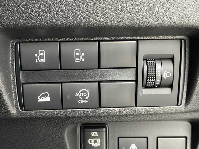 三菱 デリカミニ T プレミアム 愛知県 2024(令6)年 0.5万km ベージュⅡ 純正９インチディスプレイオーディオ/・Ｂｌｕｅｔｏｏｔｈ/・AppleCarPlay/・AndroidAuto/・AM/FM/アラウンドビューモニター/デジタルインナーミラー/両側パワースライドドア/前席シートヒーター/前後ドラレコ/ＥＴＣ/衝突軽減/レーンキープアシスト/コーナーセンサー/オートハイビーム/レーダークルコン/ステアリングヒーター/LEDヘッドライト/フォグランプ/純正ゴムマット/パドルシフト