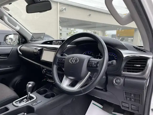 トヨタ ハイラックス Z 和歌山県 2018(平30)年 6.9万km スーパーホワイトⅡ JAOS BATTLESリフトアップキット/BTVメンバーダウンキット/ＧＩＧＥＡＲフロントバンパー/社外サイドステップ/社外SDナビ/CD/DVD/BT/フルセグTV/ETC/バックカメラ/クルコン/レーンキープアシスト/衝突軽減システム/横滑り防止装置/盗難防止装置/社外エアロ(FSR)/LEDヘッドライト/オートライト/ダウンヒルアシストコントロール/エンジンスタートボタン/スマートキー/純正フロアマット/社外アルミホイール