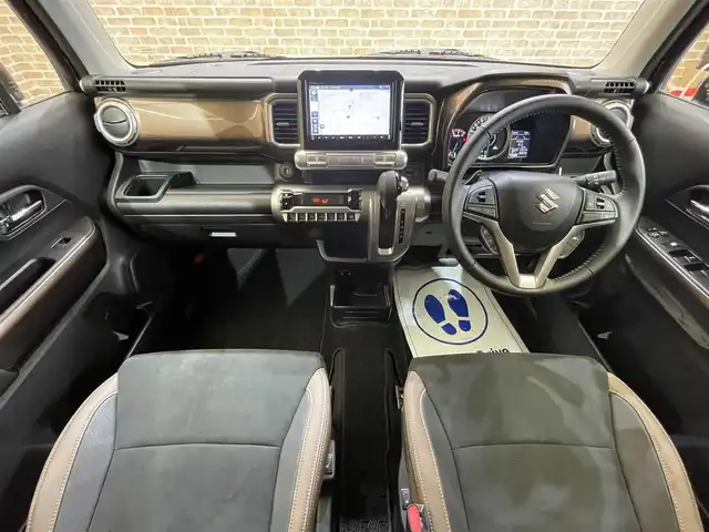 スズキ クロスビー HYBRID MZ 岩手県 2024(令6)年 1万km メロウディープレッドパール/ミネラルグレー2トーン ４WD/ターボ/全周囲カメラデュアルカメラブレーキサポート/コーナーセンサー/アイドリングストップ/クルーズコントロール/ヒルディセントコントロール/グリップコントロール/横滑り防止装置/レーンディパーチャーアラート/スノーモード/オートライト/オートマチックハイビーム/シートヒーター/ドライブレコーダー/ETC/オートエアコン/ステアリングスイッチ/純正ナビ/純正16インチアルミホイール