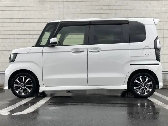 ホンダ Ｎ ＢＯＸ カスタム G L ホンダセンシング 静岡県 2020(令2)年 4.7万km プラチナホワイトパール Honda　SENSING/純正オーディオ(WX-174CU)/　AM FM CD AUX USB/LEDオートヘッドランプ/シートヒーター(前席)/レーダークルーズコントロール/片側パワースライドドア/純正14インチアルミホイール/リアクリアランスソナー/スマートキー2本/リアサンシェード/ステアリングスイッチ/純正フロアマット/ワンオーナー/ビルトインETC