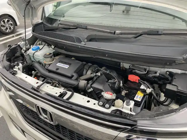 ホンダ Ｎ ＢＯＸ カスタム G L ホンダセンシング 静岡県 2020(令2)年 4.7万km プラチナホワイトパール Honda　SENSING/純正オーディオ(WX-174CU)/　AM FM CD AUX USB/LEDオートヘッドランプ/シートヒーター(前席)/レーダークルーズコントロール/片側パワースライドドア/純正14インチアルミホイール/リアクリアランスソナー/スマートキー2本/リアサンシェード/ステアリングスイッチ/純正フロアマット/ワンオーナー/ビルトインETC