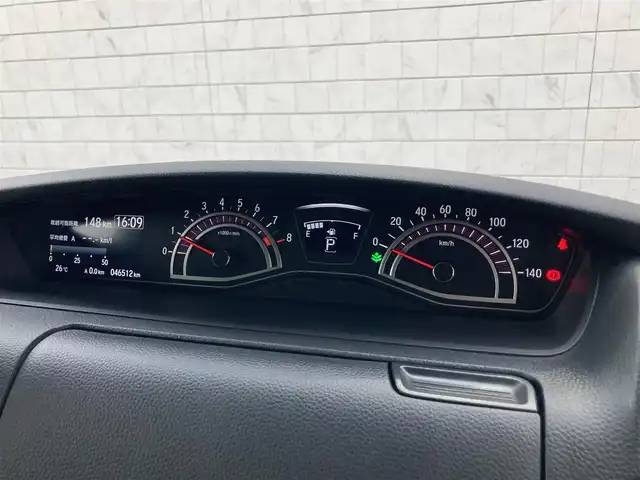 ホンダ Ｎ ＢＯＸ カスタム G L ホンダセンシング 静岡県 2020(令2)年 4.7万km プラチナホワイトパール Honda　SENSING/純正オーディオ(WX-174CU)/　AM FM CD AUX USB/LEDオートヘッドランプ/シートヒーター(前席)/レーダークルーズコントロール/片側パワースライドドア/純正14インチアルミホイール/リアクリアランスソナー/スマートキー2本/リアサンシェード/ステアリングスイッチ/純正フロアマット/ワンオーナー/ビルトインETC