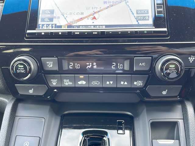 ホンダ ＣＲ－Ｖ EX・ブラックエディション 兵庫県 2021(令3)年 11万km プラチナホワイトパール 保証書・取説・有/純正メモリーナビ・フルセグ・BT・CD・DVD・FM・AM/バックカメラ/ETC2.0/追尾機能付きクルーズコントロール/車線逸脱防止支援システム/衝突被害軽減ブレーキ/パドルシフト/先行車発進通知/ロードサインアシスト/シートヒーター/ハンドルヒーター/サンルーフ/前後ドライブレコーダー/電動パーキングブレーキ/ブレーキホールド/アイドリングストップ/パワーバックドア/プッシュスタート/スマートキー×2/純正フロアマット/純正ドアバイザー/純正アルミホイール
