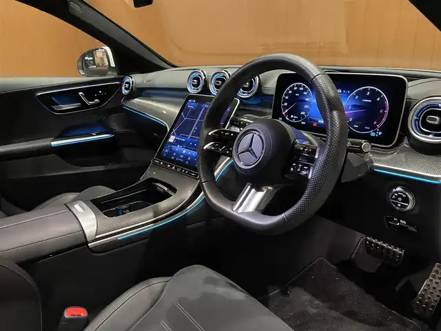 メルセデス・ベンツ Ｍ・ベンツ Ｃ２２０ｄ ステーションワゴン アバンギャルドAMGライン 愛知県 2023(令5)年 1.3万km ポーラホワイト パノラミックスライディングルーフ/アドバンスドサウンド/HUD/レーダーセーフティパッケージ/ACC/ブラインドスポットアシスト/シートヒーター/パワーシート/純正ナビ/フルセグTV/360度カメラ/LEDライト/純正18インチアルミ