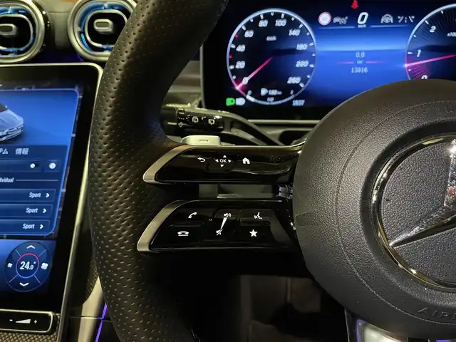 メルセデス・ベンツ Ｍ・ベンツ Ｃ２２０ｄ ステーションワゴン アバンギャルドAMGライン 愛知県 2023(令5)年 1.3万km ポーラホワイト パノラミックスライディングルーフ/アドバンスドサウンド/HUD/レーダーセーフティパッケージ/ACC/ブラインドスポットアシスト/シートヒーター/パワーシート/純正ナビ/フルセグTV/360度カメラ/LEDライト/純正18インチアルミ