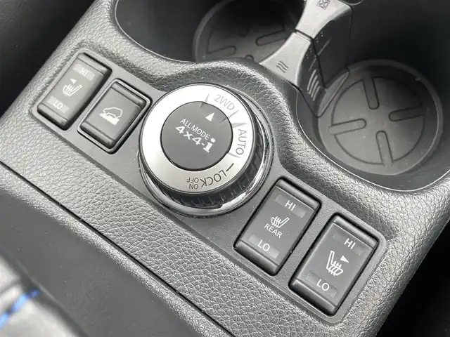 日産 エクストレイル オーテック iパッケージ 滋賀県 2021(令3)年 2.6万km ダイヤモンドブラック 10型純正ナビ/Bluetooth/USB/レーダークルーズコントロール/レーンキープアシスト/コーナーセンサー/全方位カメラ/レザーシート/LEDヘッドライト/前後ドラレコ/電動リアゲート/パワーシート/シートヒーター/デジタルインナーミラー/電動パーキングブレーキ/オートホールド/オートライト/MTモード付AT /ETC/前後ソナー