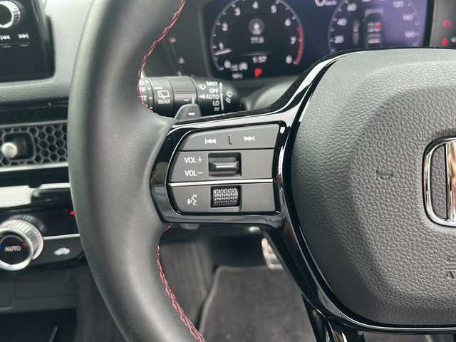 ホンダ シビック EX 沖縄県 2021(令3)年 0.9万km クリスタルブラックパール 純正９型コネクトディスプレイ　/（ＡＭ／ＦＭ／ＢＴ）　/フルセグＴＶ　/バックモニター　/コーナーセンサー　/クルーズコントロール　/置くだけ充電　/衝突軽減　/ＥＴＣ/ハーフレザー　/シートヒーター/USB入力端子/パワーシート/横滑り防止/スマートキー/LEDヘッドライト/純正フロアマット/純正18AW