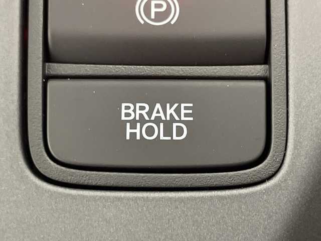 ホンダ フリード ハイブリット e:HEV クロスター 神奈川県 2025(令7)年 0.1千km プラチナホワイトパール 登録済未使用車/純正9型ディスプレイオーディオ【LXM-242ZFNI】/ホンダコネクトナビ/フルセグ　Bluetooth　AM FM　USB　iPod/両側電動スライドドア【サンシェード】/ホンダセンシング/CMBS衝突軽減ブレーキ/誤発進抑制機能/急アクセル抑制機能/路外逸脱抑制機能/アダブティブクルーズコントロール/LKAS車線維持支援システム/先行車発進お知らせ機能/標識認識機能/ブラインドスポットインフォメーション/パーキングセンサーシステム/後退出庫サポート/オートハイビーム/革巻きステアリング/前席シートヒーター/ECON/電動パーキングブレーキ/オートブレーキホールド/プッシュスタート/スマートキー/純正15インチアルミホイール/LEDヘッドランプ/オートライト/スペアキー