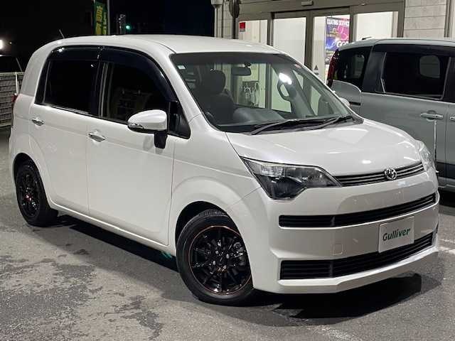 トヨタ スペイド G 埼玉県 2012(平24)年 3.3万km ホワイトパールクリスタルシャイン ワンオーナー/純正HDDナビ（型：NHZD-W62G）/　DTV/CD/DVD/HDD/HDD REC/BT/片側パワースライドドア/バックカメラ/D席シートヒーター/社外15インチアルミ/アイドリングストップ/スマートキー/スペアキー×1/純正フロアマット/革ステアリング/プッシュスタート/ETC/2022年製スタッドレスタイヤ×4本（175/65/R15）/ホイールキャップに傷あり