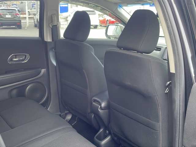 ホンダ ヴェゼル ハイブリッド X 熊本県 2014(平26)年 9.4万km ルーセブラックM (株)IDOMが運営する【じしゃロン熊本店】の自社ローン対象車両になります。こちらは現金ご利用時の価格です。/自社ローンご希望の方は別途その旨お申付け下さい。/純正ナビ（ＣＤ　ＤＶＤ　ワンセグＴＶ　ＢＴ）　/バックカメラ　/ＥＴＣ　/クルーズコントロール　/パドルシフト　/ＬＥＤヘッドライト　/ステアリングスイッチ　/Ｗ＋サイドエアバッグ　/カーテンエアバッグ/あんしんパッケージ