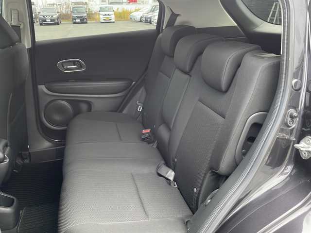 ホンダ ヴェゼル ハイブリッド X 熊本県 2014(平26)年 9.4万km ルーセブラックM (株)IDOMが運営する【じしゃロン熊本店】の自社ローン対象車両になります。こちらは現金ご利用時の価格です。/自社ローンご希望の方は別途その旨お申付け下さい。/純正ナビ（ＣＤ　ＤＶＤ　ワンセグＴＶ　ＢＴ）　/バックカメラ　/ＥＴＣ　/クルーズコントロール　/パドルシフト　/ＬＥＤヘッドライト　/ステアリングスイッチ　/Ｗ＋サイドエアバッグ　/カーテンエアバッグ/あんしんパッケージ