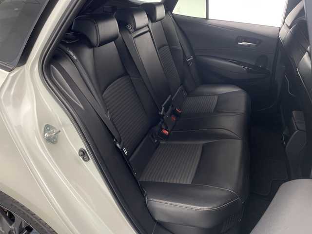 トヨタ カローラツーリング ハイブリッド ダブルバイビー 宮崎県 2020(令2)年 4.6万km ホワイトパールクリスタルシャイン モデリスタフルエアロ/Toyota Safety Sense/〇プリクラシュセーフティ/〇レーントレーシングアシスト/〇ブラインドスポットモニター/〇リアクロストラフィックアラート/〇パーキングサポートブレーキ/〇ロードサインアシスト/〇クリアランスソナー/〇オートマチックハイビーム/〇レーダークルーズコントロール/〇先行車発進告知/純正9インチディスプレイオーディオ/ナビ機能/バックカメラ/ハーフレザーシート/LEDヘッドライト/ビルトインETC/純正17インチAW/前後ドライブレコーダー