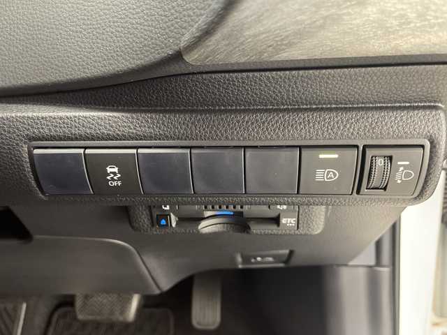 トヨタ カローラツーリング ハイブリッド ダブルバイビー 宮崎県 2020(令2)年 4.6万km ホワイトパールクリスタルシャイン モデリスタフルエアロ/Toyota Safety Sense/〇プリクラシュセーフティ/〇レーントレーシングアシスト/〇ブラインドスポットモニター/〇リアクロストラフィックアラート/〇パーキングサポートブレーキ/〇ロードサインアシスト/〇クリアランスソナー/〇オートマチックハイビーム/〇レーダークルーズコントロール/〇先行車発進告知/純正9インチディスプレイオーディオ/ナビ機能/バックカメラ/ハーフレザーシート/LEDヘッドライト/ビルトインETC/純正17インチAW/前後ドライブレコーダー