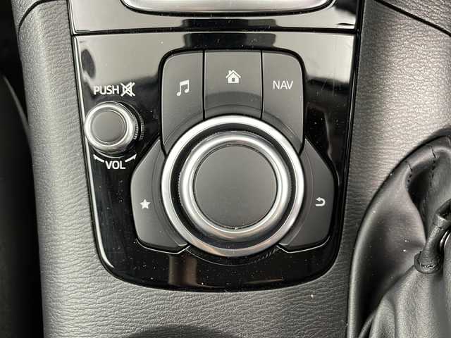 マツダ アクセラ スポーツ 15S 道央・札幌 2015(平27)年 4.8万km スノーフレイクホワイトパールマイカ ・4WD/i-ACTIVSENSE/・衝突被害軽減ブレーキ/・アイドリングストップシステム/・純正ナビ（地図SD無）/・DVD.CD.Bluetooth/・SD.フルセグ.キャンセラー/・バックカメラ/・スマートキー/プッシュスタート/・ETC/・取扱説明書