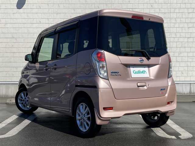 日産 デイズ ルークス X Vセレクション 静岡県 2016(平28)年 4.5万km シルキーローズM 純正ディスプレイオーディオ/　AM FM Bluetooth USB HDMI/ドライブレコーダー/革巻きステアリング/スマートキー2本/プッシュスタート/フロントフォグランプ/アイドリングストップ/ハロゲンヘッドランプ/ヘッドライトレベライザー/エマージェンシーブレーキ/アラウンドビューモニター/両側パワースライドドア