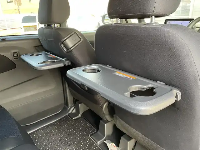日産 ルークス ハイウェイスター X 福岡県 2021(令3)年 3.8万km ブラック ワンオーナー/純正9インチメモリナビ【MM320D-L】/　(AM/FM/CD/DVD/SD/MUSIC STOCKER/Bluetooth/iPod/USB/フルセグTV)/インテリジェントアラウンドビューモニター/バックカメラ/運転支援機能/・エマージェンシーブレーキ/・エマージェンシーストップシグナル/・ヒルスタートアシスト/・踏み間違い衝突防止アシスト/・車線逸脱防止支援システム/・標識検知機能/・先行車発進お知らせ/両側パワースライドドア/ハンズフリーオートスライドドア/純正ナビ連動型前方ドライブレコーダー【DH5-D】/ステアリングスイッチ/電格ウインカーミラー/ドアバイザー/助手席シートバックテーブル/USBポート(D席、N席シート裏)/後席ロールサンシェード/スペアキー×1/保証書/取扱説明書/ナビ取扱説明書