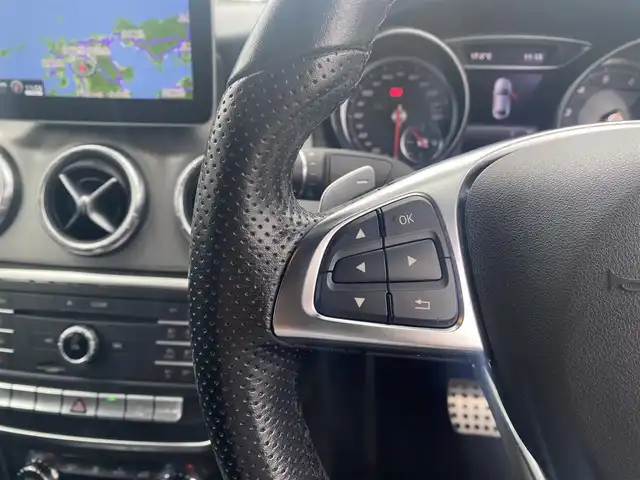 メルセデス・ベンツ ＣＬＡ１８０ AMG スタイル 福岡県 2018(平30)年 3.4万km コスモスブラック レーダーセーフティパッケージ/ACC/ブラインドスポット/パノラマサンルーフ/harman/kardon/ハーフレザーシート/前席シートヒーター/前席パワーシート/純正ナビ/フルセグ/バックカメラ/パドルシフト/前後ドラレコ/社外レーダー