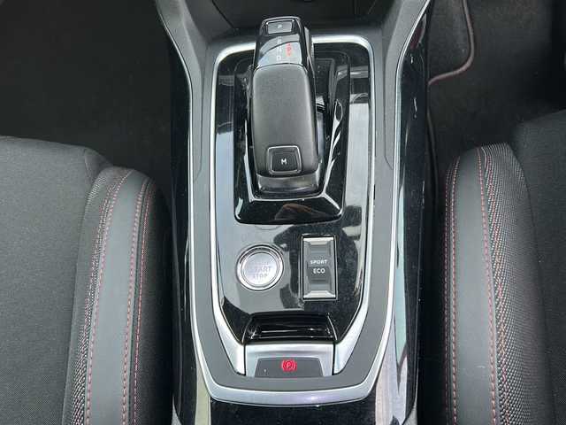 プジョー ３０８ SW GTライン ブルーHDi 岐阜県 2020(令2)年 8.4万km 赤 /純正ディスプレイオーディオ/(AppleCarPlay/USB/Radio)//パークアシスト//インテリジェントハイビーム//パーキングセンサー//ブラインドスポットモニター//アクティブセーフティブレーキ//ＥＴＣ//バックカメラ//前後ドライブレコーダー//パドルシフト//ルーフレール//プッシュスタート//スマートキー//スペアキーx1//社外16インチAW//純正17インチAW付サマータイヤ積込