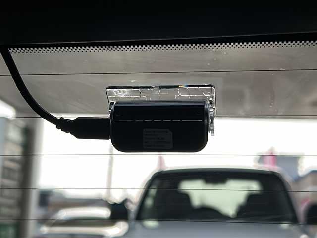 プジョー ３０８ SW GTライン ブルーHDi 岐阜県 2020(令2)年 8.4万km 赤 /純正ディスプレイオーディオ/(AppleCarPlay/USB/Radio)//パークアシスト//インテリジェントハイビーム//パーキングセンサー//ブラインドスポットモニター//アクティブセーフティブレーキ//ＥＴＣ//バックカメラ//前後ドライブレコーダー//パドルシフト//ルーフレール//プッシュスタート//スマートキー//スペアキーx1//社外16インチAW//純正17インチAW付サマータイヤ積込