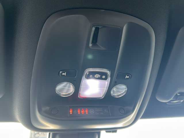 プジョー ３０８ SW GTライン ブルーHDi 岐阜県 2020(令2)年 8.4万km 赤 /純正ディスプレイオーディオ/(AppleCarPlay/USB/Radio)//パークアシスト//インテリジェントハイビーム//パーキングセンサー//ブラインドスポットモニター//アクティブセーフティブレーキ//ＥＴＣ//バックカメラ//前後ドライブレコーダー//パドルシフト//ルーフレール//プッシュスタート//スマートキー//スペアキーx1//社外16インチAW//純正17インチAW付サマータイヤ積込