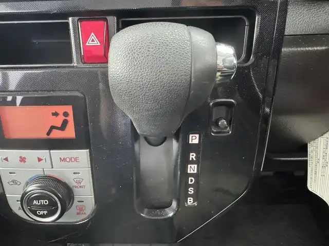 トヨタ ルーミー G S 愛知県 2017(平29)年 5.1万km フレッシュグリーンメタリック トヨタ純正ディーラーオプション9インチメモリナビ/　　・CD/DVD/BT/フルセグ/バックカメラ/ステアリングリモコン/アクティブクルーズコントロール/アイドリングストップ/ドライブレコーダー/ETC/トヨタセーフティセンス/プリクラッシュブレーキ/両側パワースライドドア/社外アルミホイールスタッドレスタイヤ/社外アルミホイールサマータイヤ/取扱説明書/スマートキー