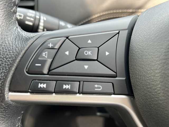 日産 セレナ ハイウェイスター プロパイロットED 青森県 2017(平29)年 10.6万km ブリリアントホワイトパール 2トーン 4WD/ワンオーナー/快適パック/純正9インチSDナビ・フルセグTV/CD・DVD・Bluetooth・SD/純正フリップダウンモニター/バックカメラ/両側パワースライドドア/エマージェンシーブレーキ/プロパイロット/クルーズコントロール/レーンキープアシスト/フロント・バックソナー/横滑り防止機能/2.3列目USB電源ソケット/3列目シートスライド/ビルトインETC/前後ドライブレコーダー/LEDヘッドライト/フォグランプ/15インチアルミ/インテリキー