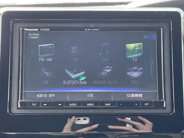 ホンダ Ｎ ＢＯＸ カスタム G L ターボ ホンダセンシング 千葉県 2019(平31)年 5.1万km クリスタルブラックパール ホンダセンシング/・衝突軽減ブレーキ/・レーンキープアシスト/・アダプティブクルーズコントロール/・オートマチックハイビーム/社外SDナビ【CN-RE05D】/・CD/DVD/MSV/Bluetooth/フルセグTV/バックカメラ/両後パワースライドドア/ハーフレザーシート/スマートキー/社外前後ドライブレコーダー/ビルトインETC/パドルシフト/純正LEDヘッドライト/フォグランプ/本革巻きステアリング/純正15インチアルミホイール/純正ゴムフロアマット/サイド＆カーテンエアバッグ