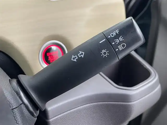 ホンダ フリード G ホンダセンシング 埼玉県 2019(平31)年 3万km フォレストグリーンパール ホンダセンシング/純正7インチメモリナビ(型式：VXM-194Ci)/CD/Bluetooth/フルセグ/両側パワースライドドア/クルーズコントロール/バックカメラ/前後ドライブレコーダー/ビルトインETC/純正フロアマット/プッシュスタート/スマートキー/スペアキー１本
