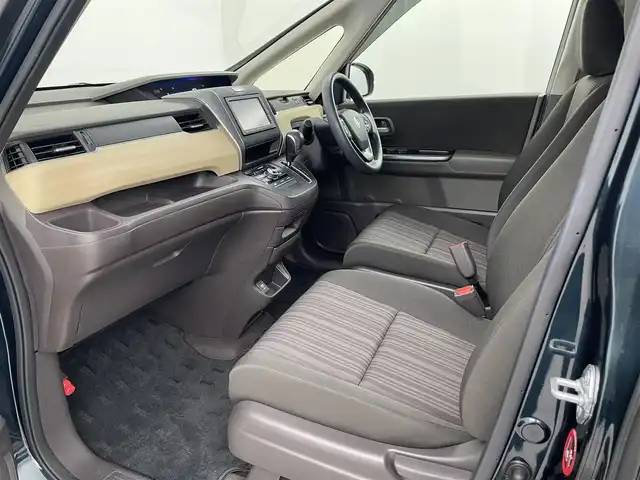ホンダ フリード G ホンダセンシング 埼玉県 2019(平31)年 3万km フォレストグリーンパール ホンダセンシング/純正7インチメモリナビ(型式：VXM-194Ci)/CD/Bluetooth/フルセグ/両側パワースライドドア/クルーズコントロール/バックカメラ/前後ドライブレコーダー/ビルトインETC/純正フロアマット/プッシュスタート/スマートキー/スペアキー１本