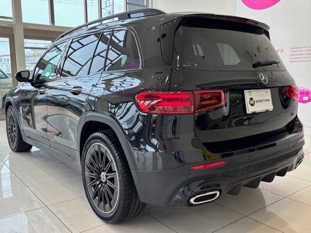 メルセデス・ベンツ Ｍ・ベンツ ＧＬＢ２００ｄ 4マチック ナイトエディション 埼玉県 2024(令6)年 0.9万km 黒 純正メーカーナビ/全方位カメラ/パワーバックドア/レーダークルーズコントロール/LEDオートライト/革シート/シートヒーター/メモリーシート/パワーシート/純正20インチアルミホイール/ETC