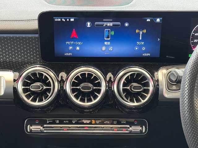 メルセデス・ベンツ Ｍ・ベンツ ＧＬＢ２００ｄ 4マチック ナイトエディション 埼玉県 2024(令6)年 0.9万km 黒 純正メーカーナビ/全方位カメラ/パワーバックドア/レーダークルーズコントロール/LEDオートライト/革シート/シートヒーター/メモリーシート/パワーシート/純正20インチアルミホイール/ETC